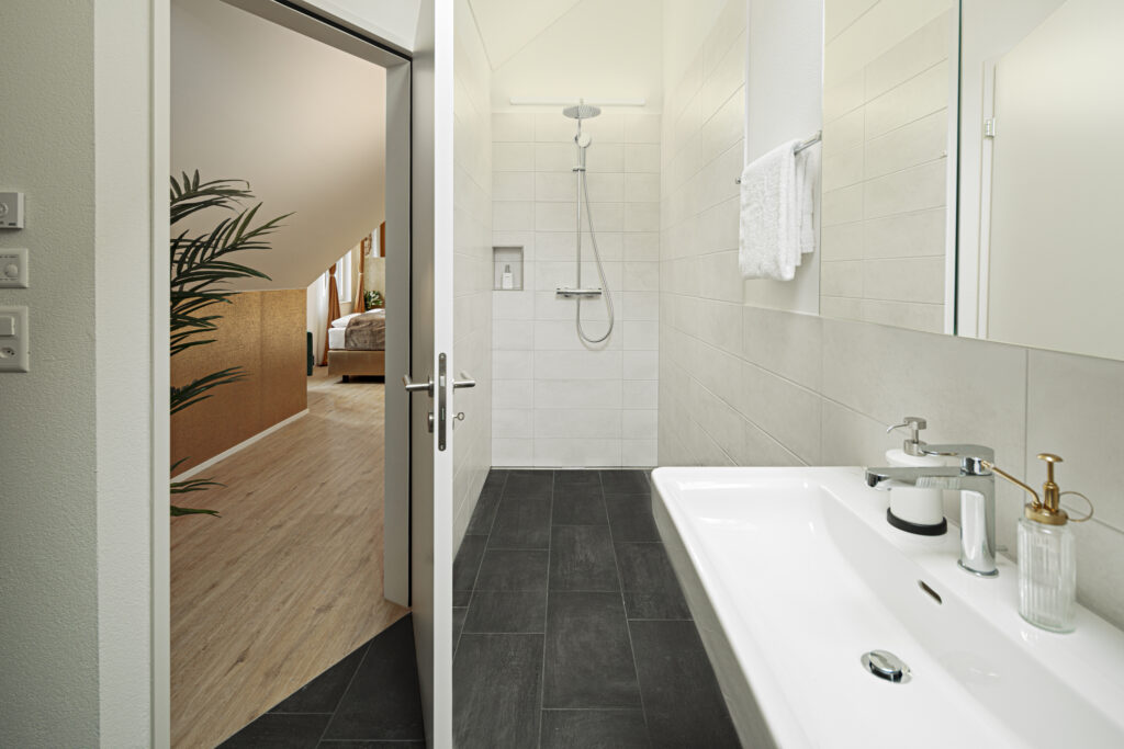 EH-Apartments-King-Size-Bad-StGallen