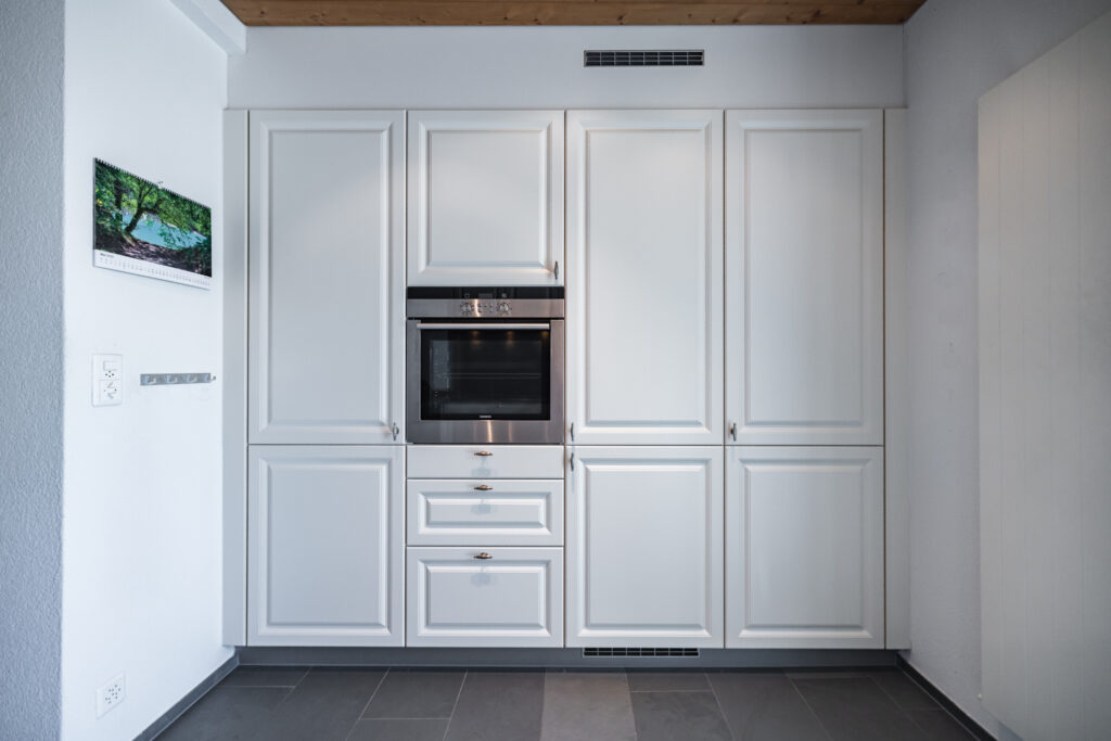 KÜCHE BACKOFEN FRONT