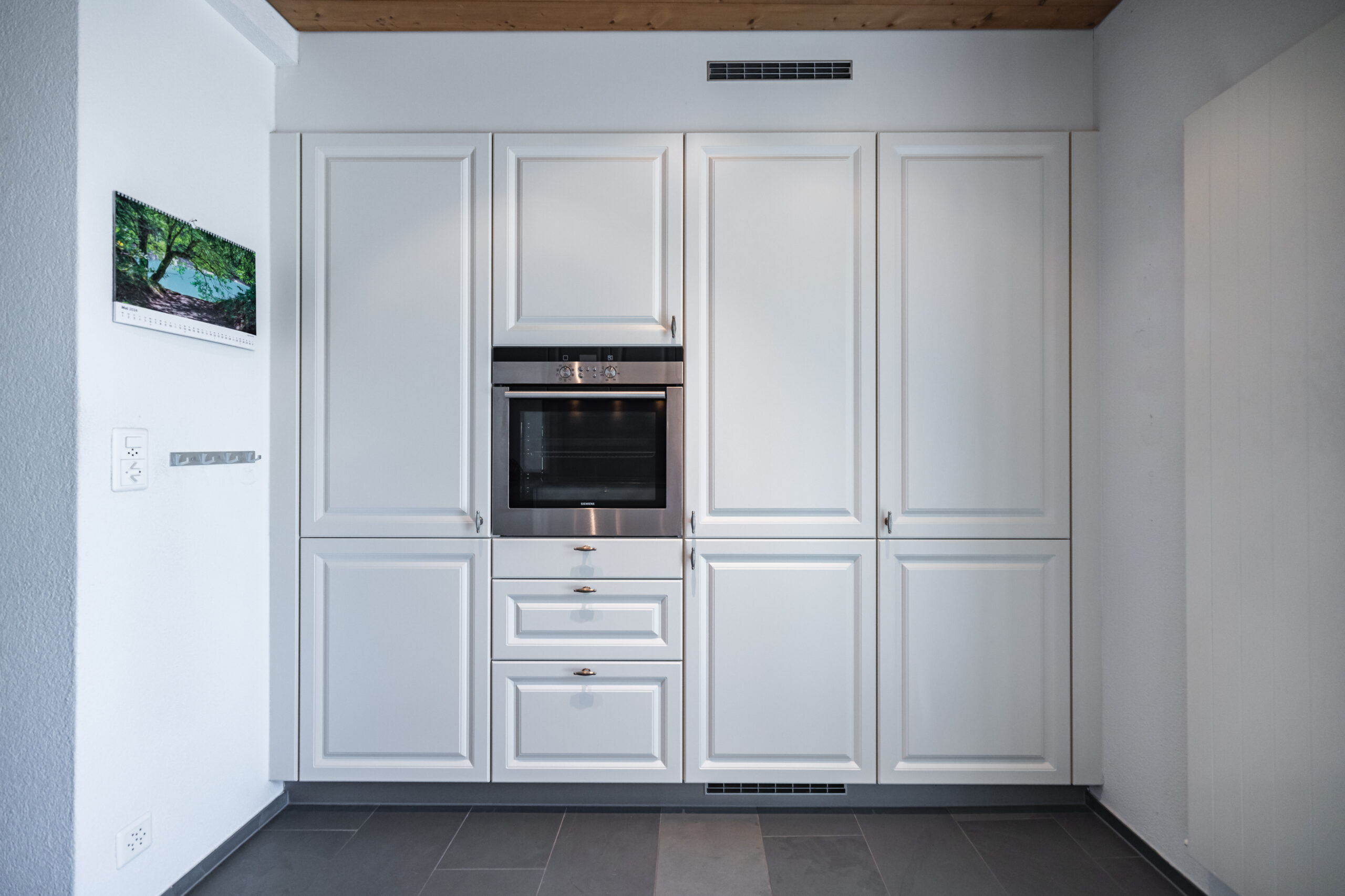 KÜCHE BACKOFEN FRONT