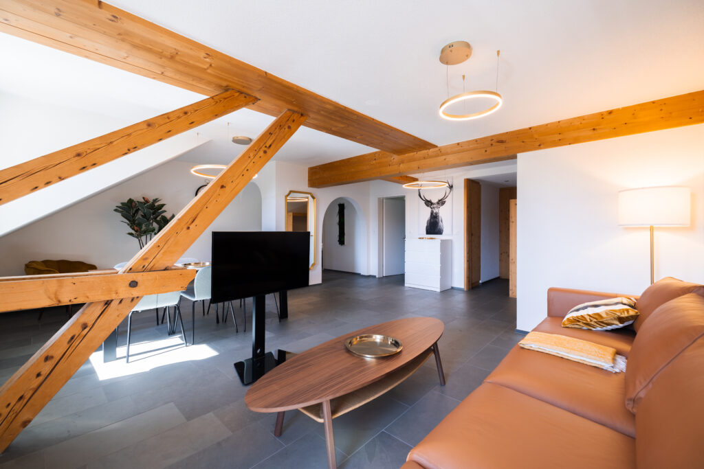 Wohnzimmer schräg